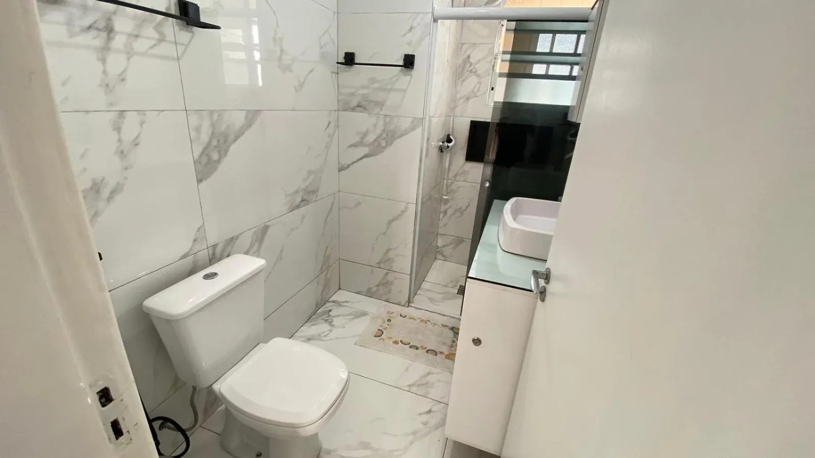 Cancoq Guest House - 20 Metros Da Praia Балнеариу-Камбориу Бразилия