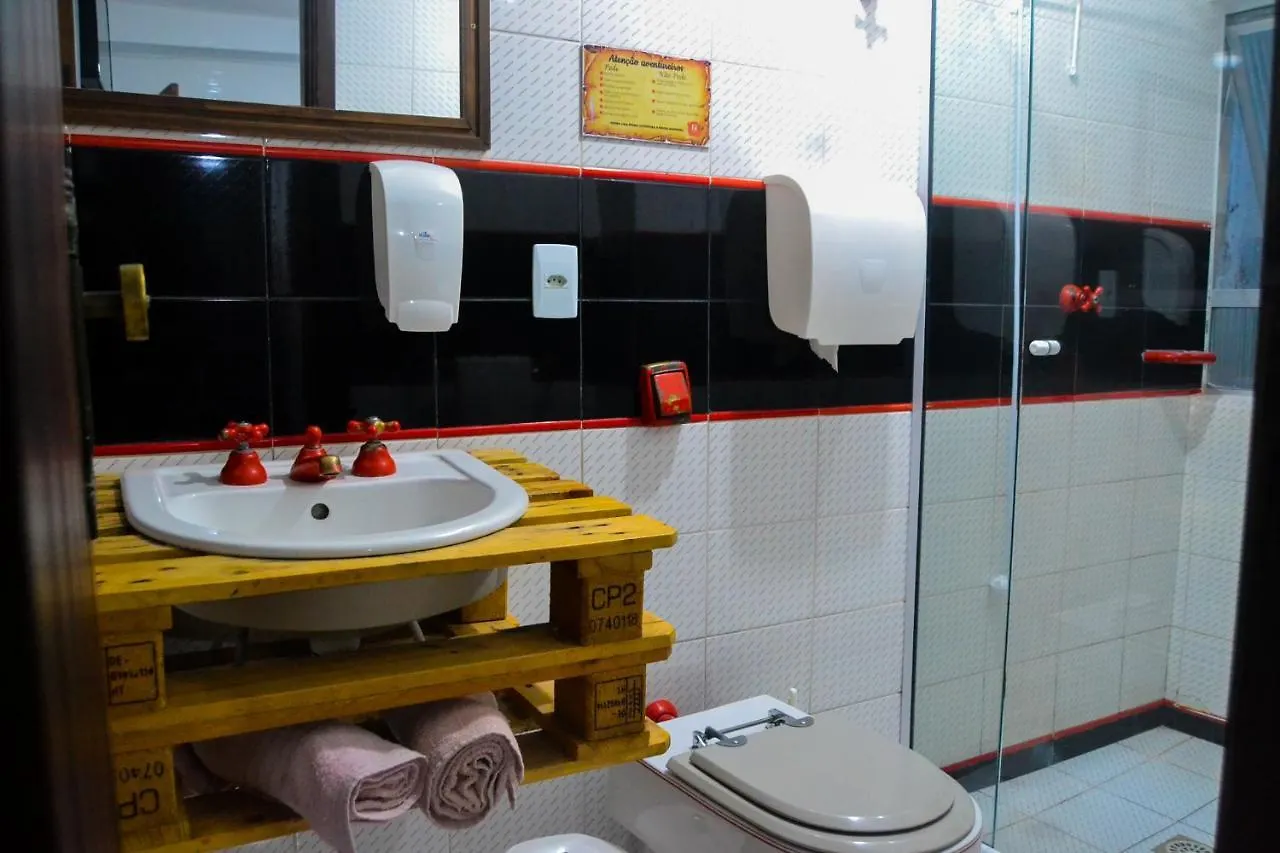 Cancoq Guest House - 20 Metros Da Praia Balneario Camboriu